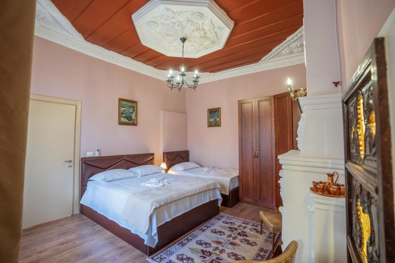 Art Rooms Gjuhadol Shkoder Ngoại thất bức ảnh